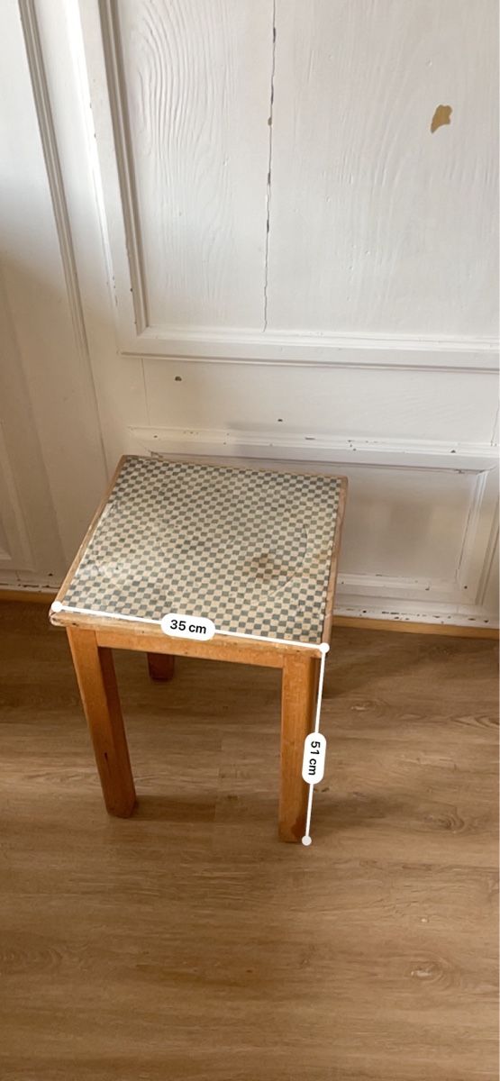 Tabourets: Hocker Holz kariertes Sitzpolster Gebraucht – D'occasion à schaffhausen par mau_7lb9 1