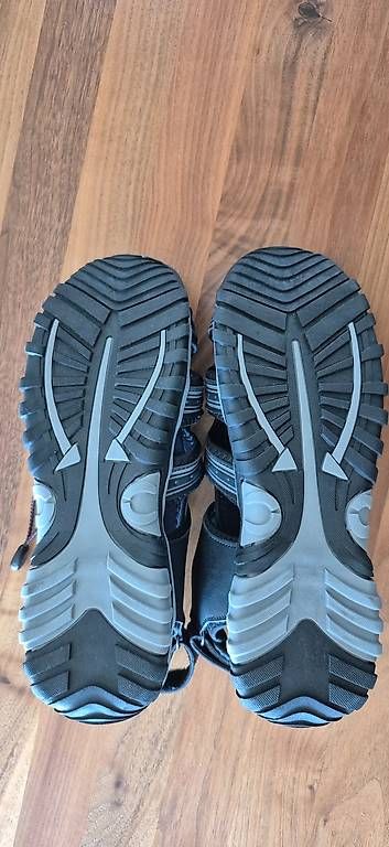 Schuhe für Jungen: Neuwertige Trekking Sandale – Gebraucht aus Schmerikon von kidmann 1