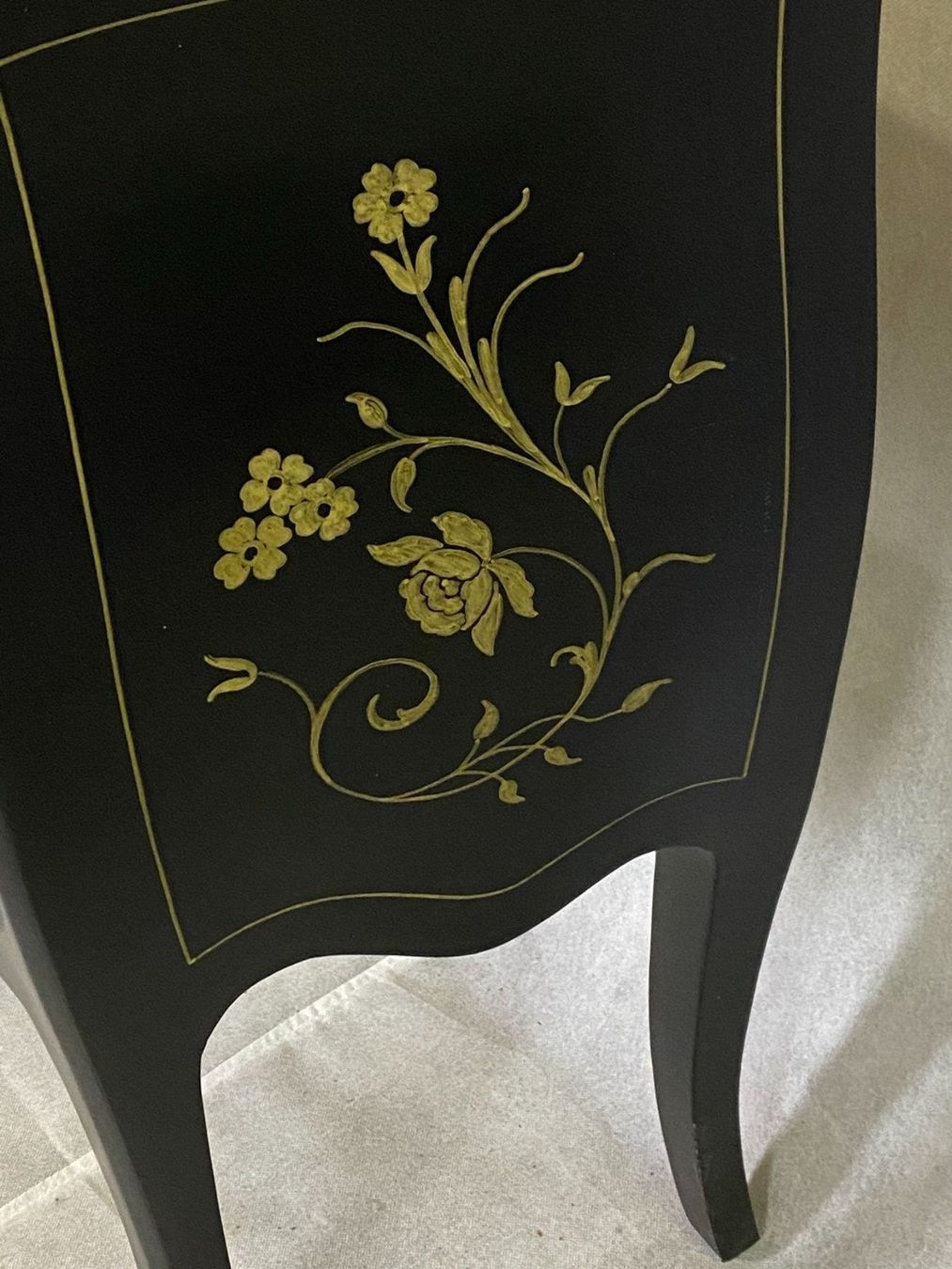 Cassettiere: Commode de style Louis XV. – Usato da geneve venduto da louisart 3