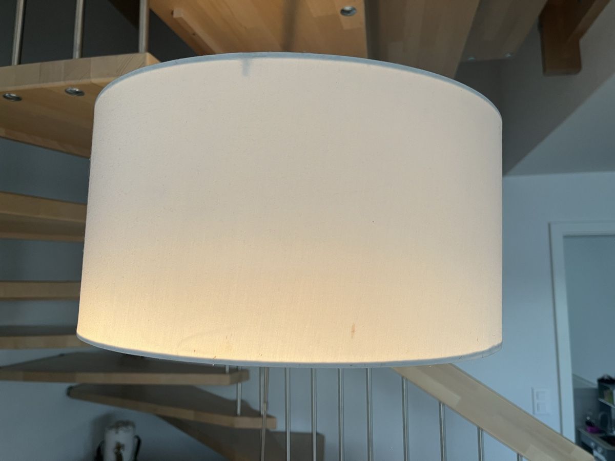 Lampade: Bogen-Stehlampe mit grossem Schirm – Usato da Wollerau venduto da Garten1957 4