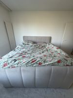 Lit 180x200 beige avec coffres de rangement