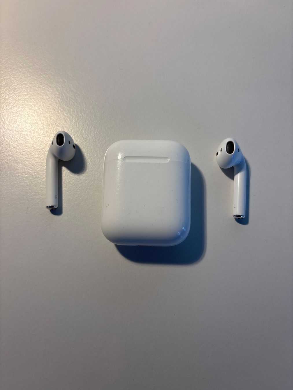 Apple Caricabatterie: AirPods Ladecase – Usato da Dübendorf venduto da voojagig