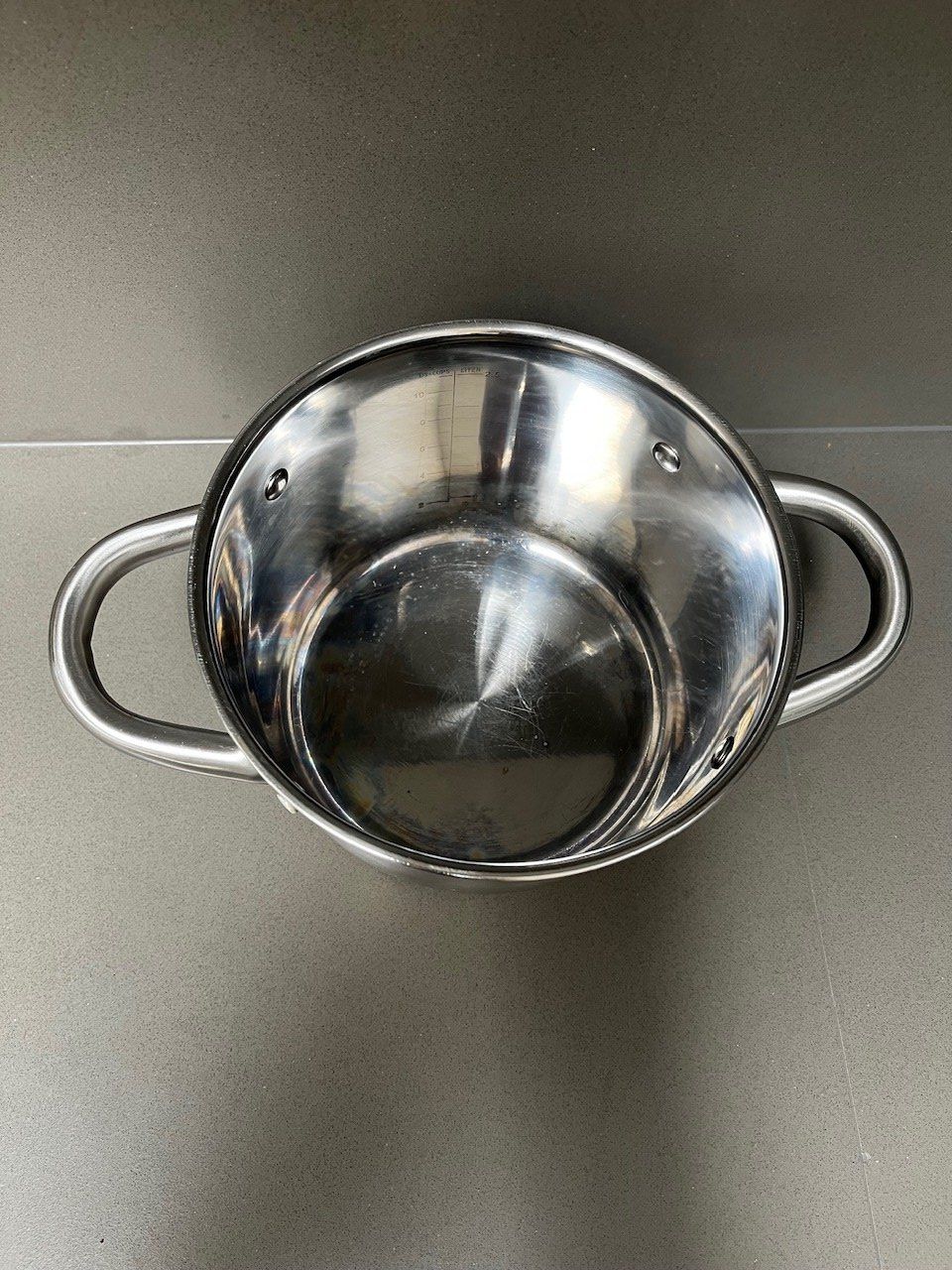 Ikea Pentole: 2.5l Edelstahl Kochtopf – Usato da Zürich venduto da Timo_G 2