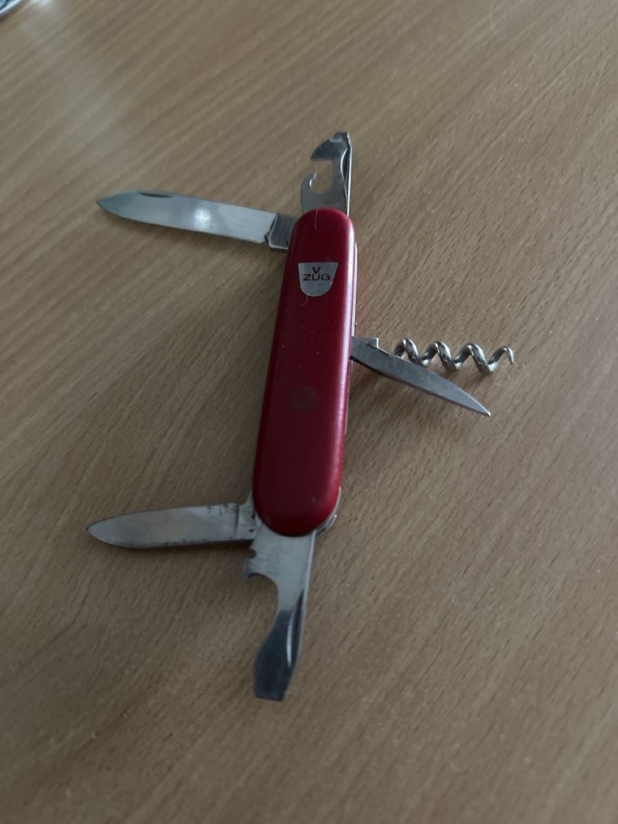 Victorinox Coltelli tascabile: Victorinox Sackmesser – Usato da Dulliken venduto da Zuchu