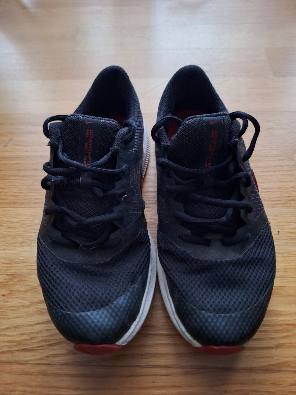 Nike Herrenschuhe: Nike Sneakers Gr. 36.5 – Gebraucht aus Burgdorf von W31S 1