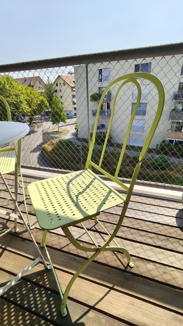 Tavoli: Edith Anderegg Balkontisch mit 2 Stühlen  – Usato da Bern venduto da ral_69tr 1