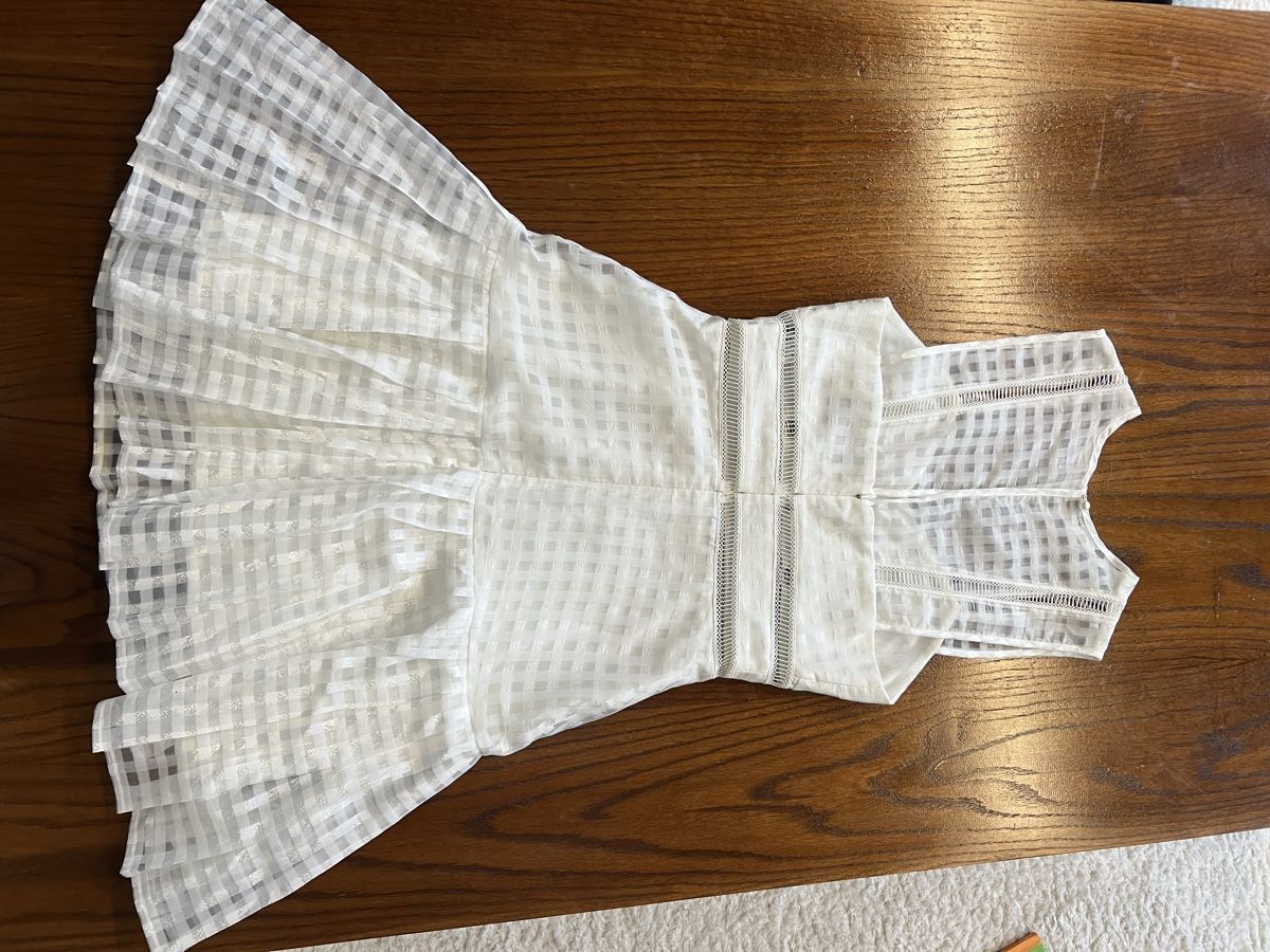 Self-Portrait Robes: Self Portrait White dress – Neuf (Voir description) à Chambésy par sar_7bnd 1