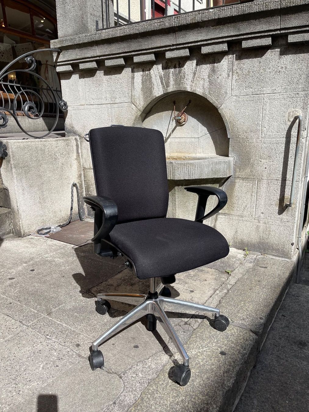 Sedie: Girsberger comport stuhl Lief Gratis – Usato da Thun venduto da Thuno6 4