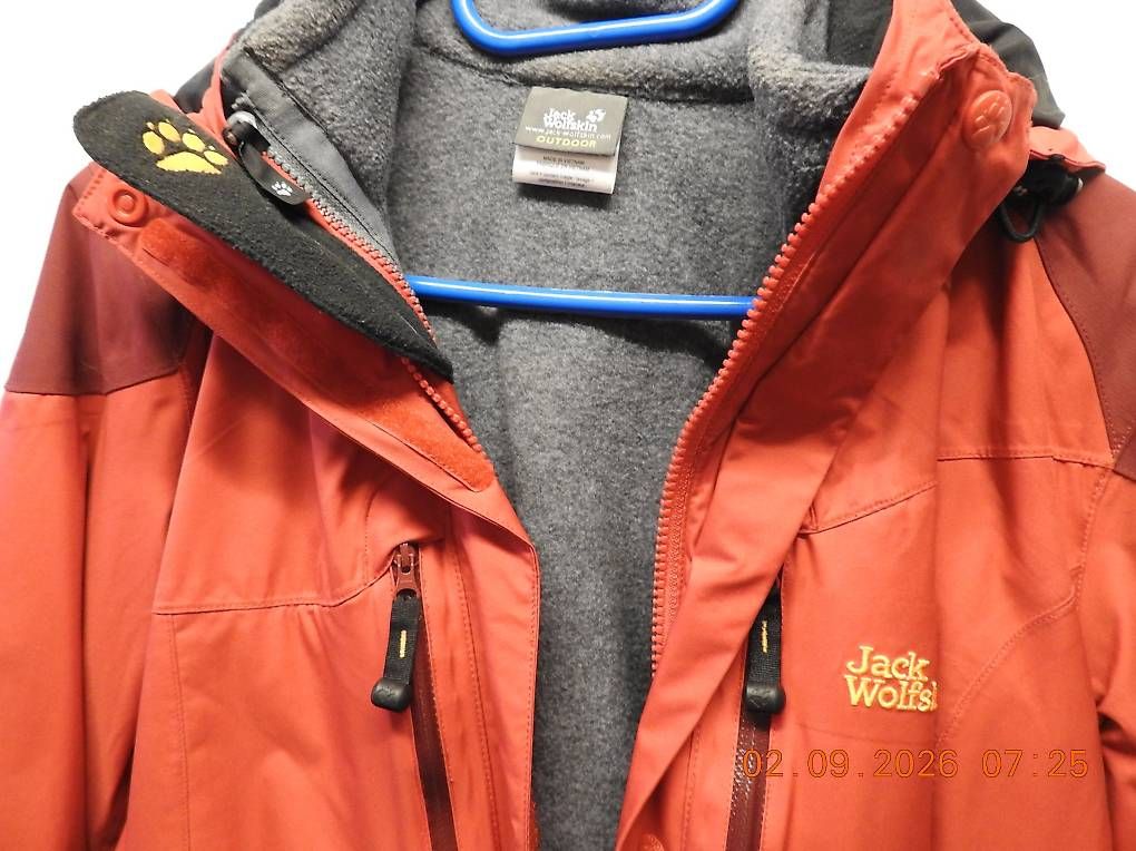 Jacken: schöne Jack Wolfskin  – Gebraucht aus Zürich von kimbalissilotti 1