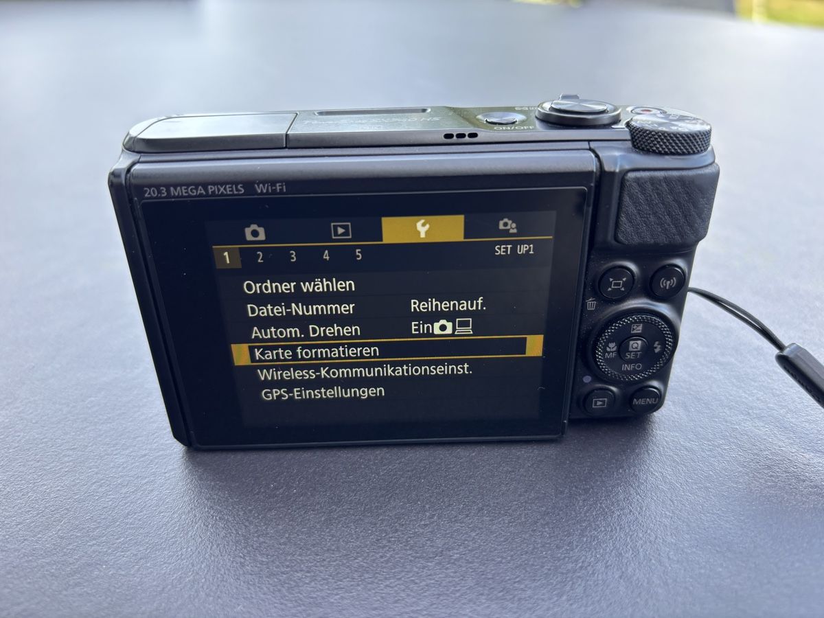 Canon Fotocamera: Canon Powershot SX740 HS – Nuovo (secondo la descrizione) da Nänikon venduto da Hit1985 1