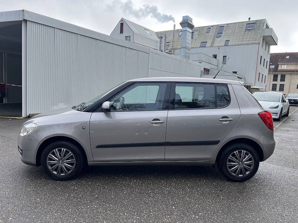 Skoda Automobili: Skoda Fabia 1.2 Entry – Usato da Hunzenschwil venduto da asm_v9dj 1