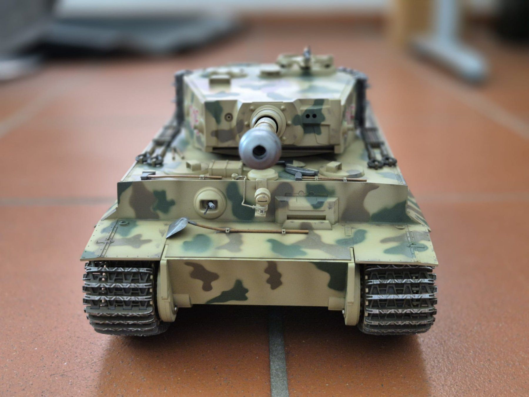 Kit di modellismo & Modellini statici: Standmodell Panzerkampfwagen VI Tiger Mstb 1/16 – Usato da Pfungen venduto da Mizutayio 1
