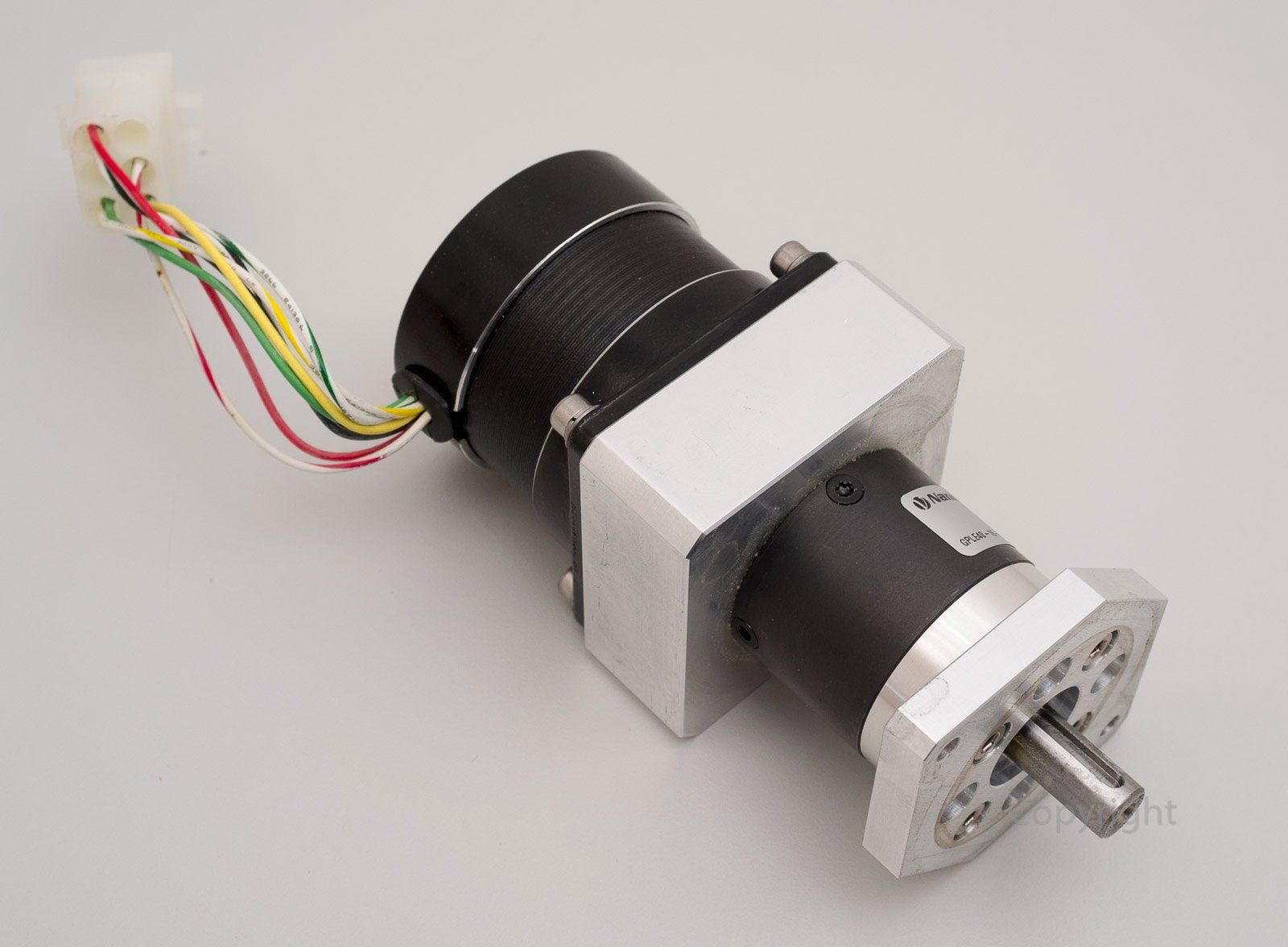 Motori: Nanotec Schrittmotor mit Getriebe – Usato da Gland venduto da YA414AX