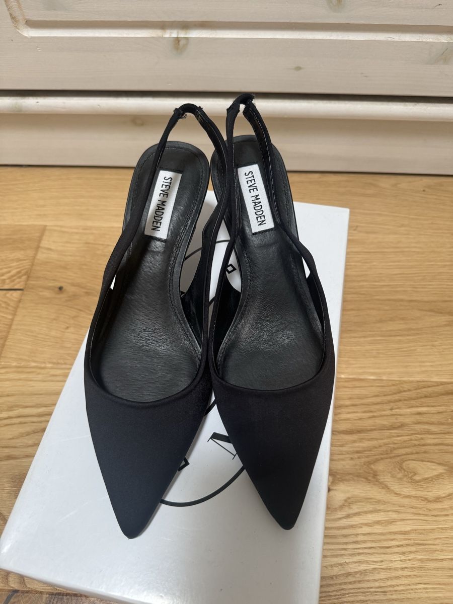Steve Madden Scarpe da donna: NEW Steve Madden Slingback Pumps 38 Size  – Nuovo e nell'imballaggio originale da Neuchatel venduto da Mia_G 1