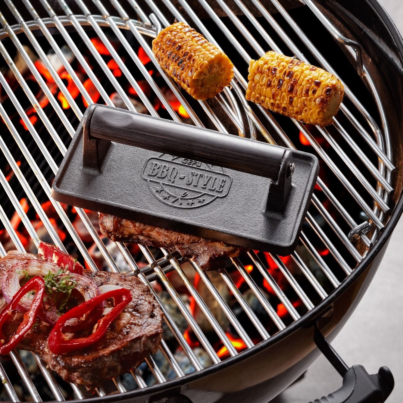 Griglie: Fleischbeschwerer aus Gusseisen BBQ – Nuovo e nell'imballaggio originale da Wettingen venduto da kochshop 1