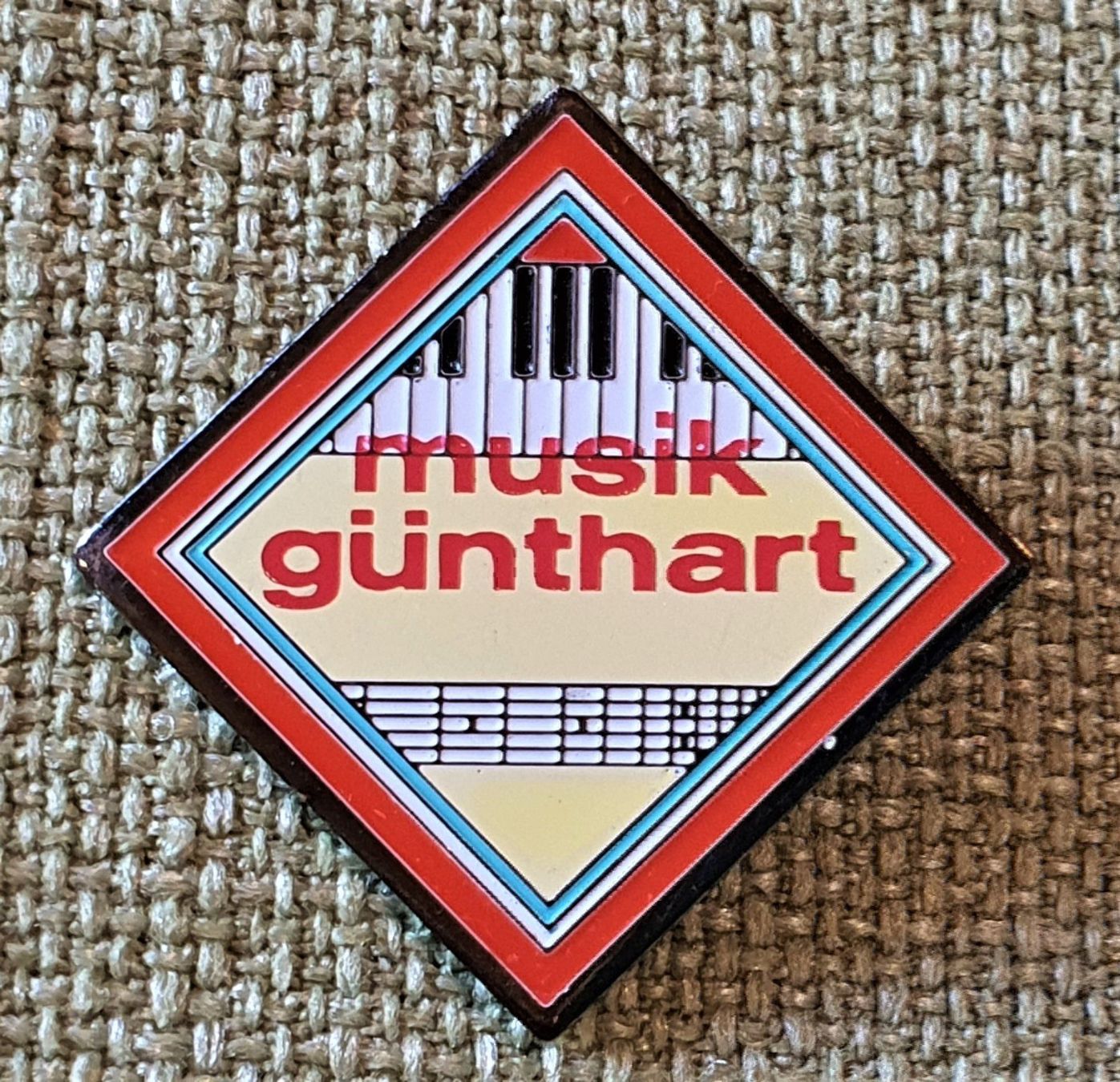 Placchette & Badge: E021 - Pin Musik Günthard – Usato da Reinach BL venduto da Boston-Verkauf