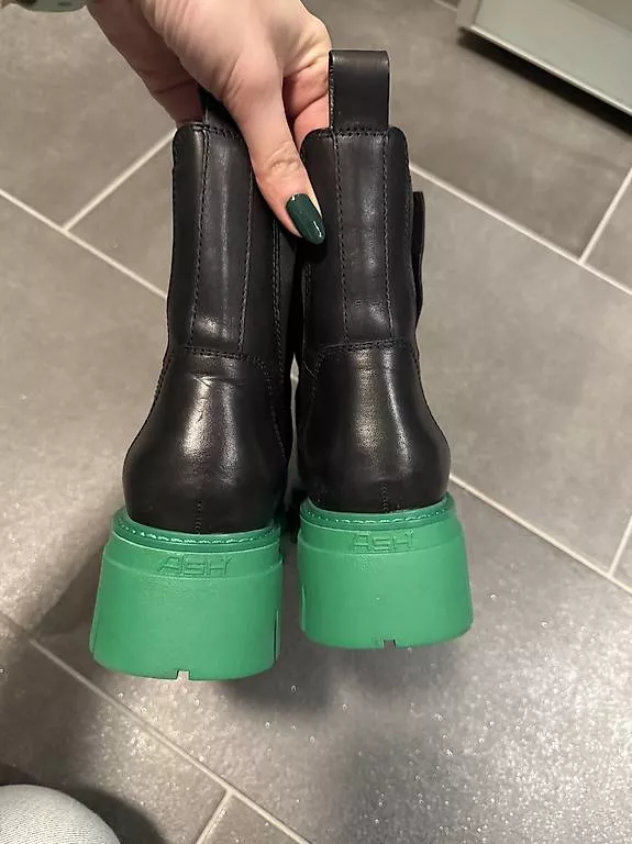 Damenschuhe: Stiefel von Ash in Gr. 39 – Gebraucht aus Rümlang von NeomiM 3