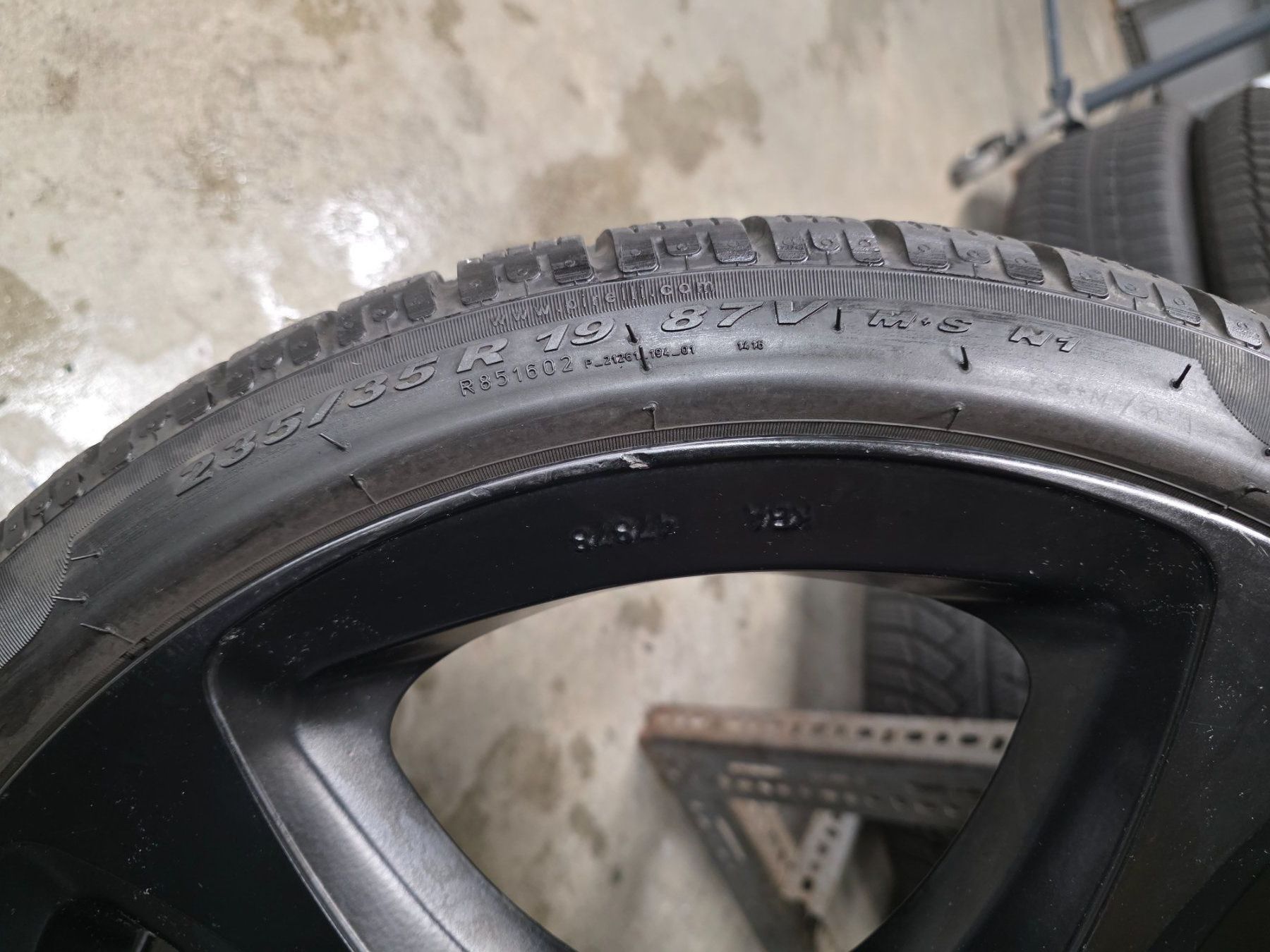 Porsche Pneumatici & Ruote complete: Porsche 911 Winterradsatz – Usato da Gähwil venduto da schmidgarage9534 2