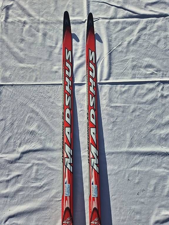 Skis: Langlaufski Skating 185cm – D'occasion à Bubikon par wett 1