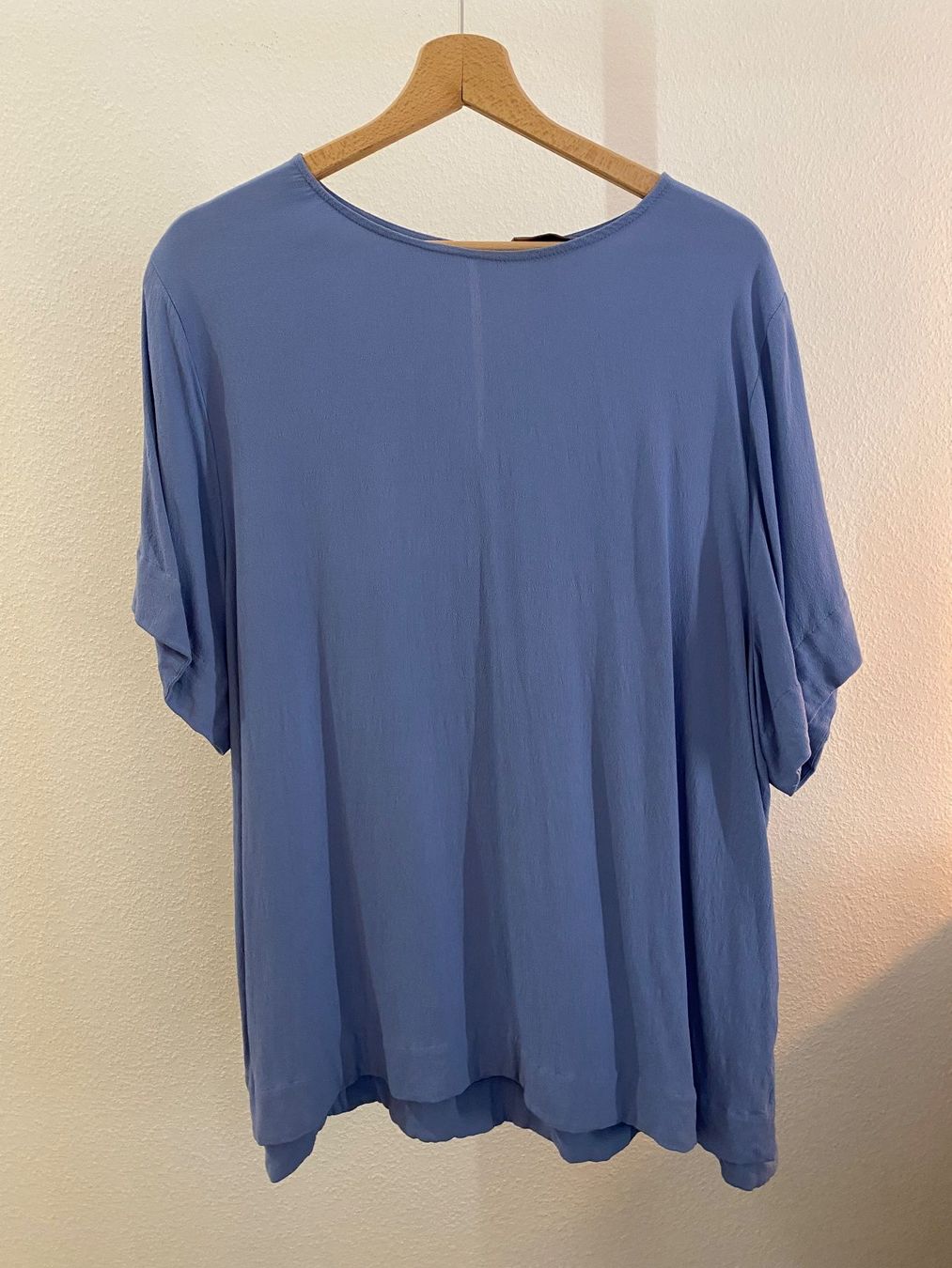 H&M Camicette: H&M+ Bluse / T-Shirt hellblau Gr. 54 – Usato da Pratteln venduto da a23_j2gs 2