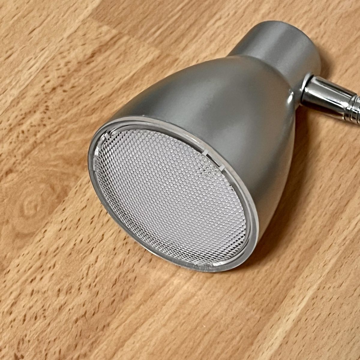 Lampade: LED-Spotlampe (3,8 W) – Usato da Hinwil venduto da Hiwi5 1