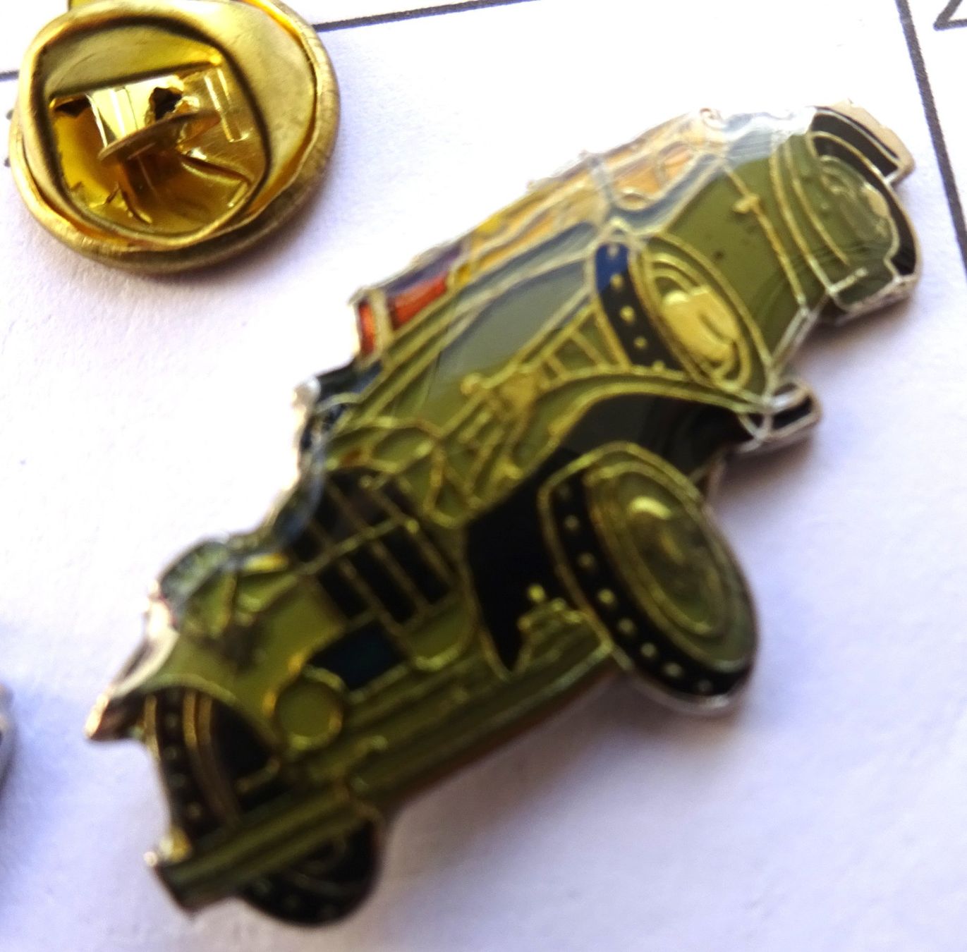Placchette & Badge: Pin Auto altes Cabriole – Usato da Utzenstorf venduto da BUtter81