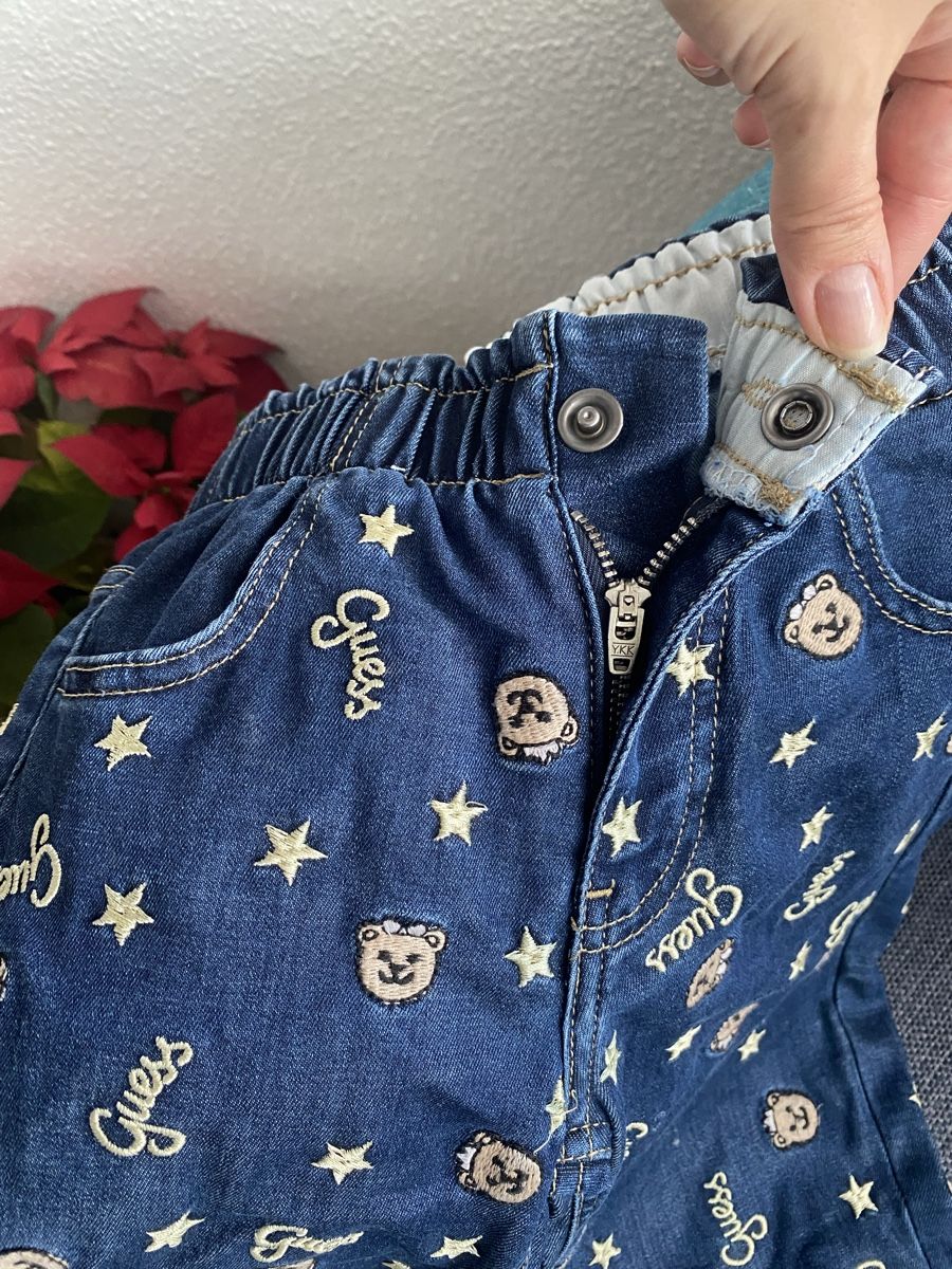 Guess Pantaloni: Guess size 116 – Usato da Blonay venduto da art_7f87