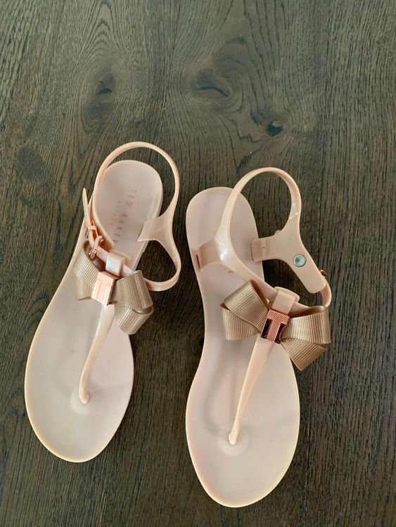 Ted Baker Blush Pink/Rose Gold Bow Detail Jelly Sandals | Kaufen auf ...