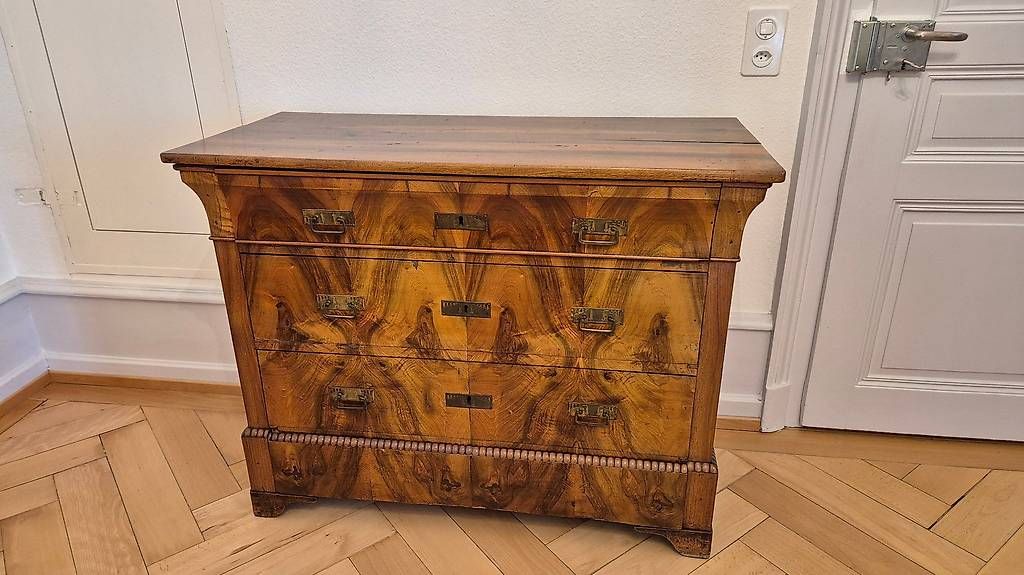 Cassettiere: Kommode, Sideboard, Highboard, Schrank, braun, Echtholz – Usato da Basel venduto da martinson2000