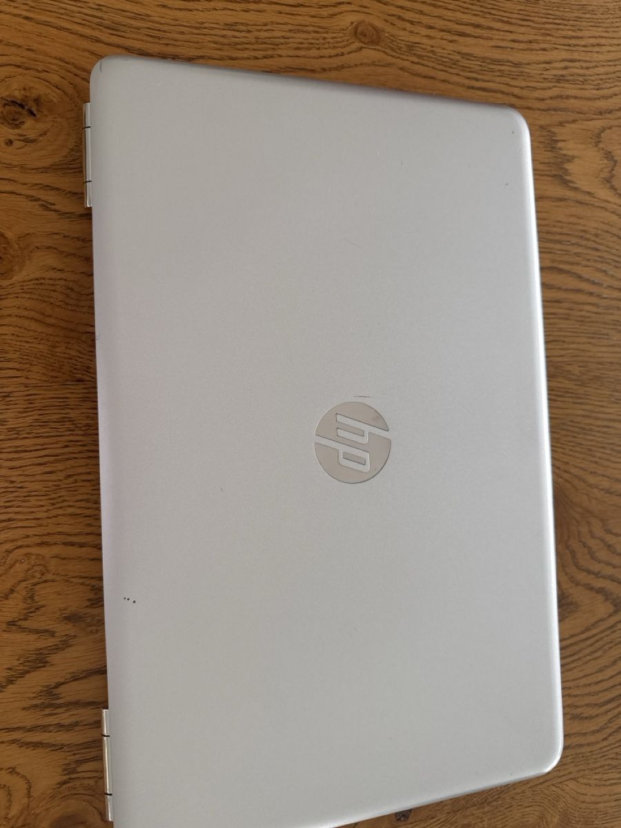 Hewlett Packard Notebook: HP Pavilion Laptop Silber Defekt  – Difettoso da Bremgarten b. Bern venduto da Sportlich09 2