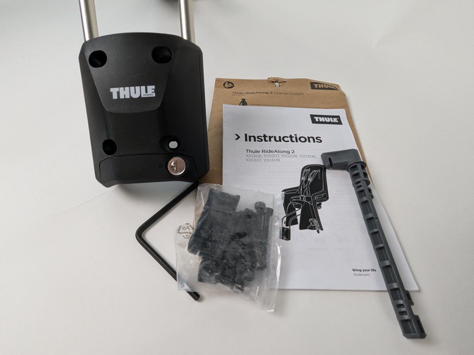 Seggiolini per auto: THULE Ride Along 2 Kinderfahrradsitz – Nuovo (secondo la descrizione) da Dintikon venduto da Restwert_Dintikon 7