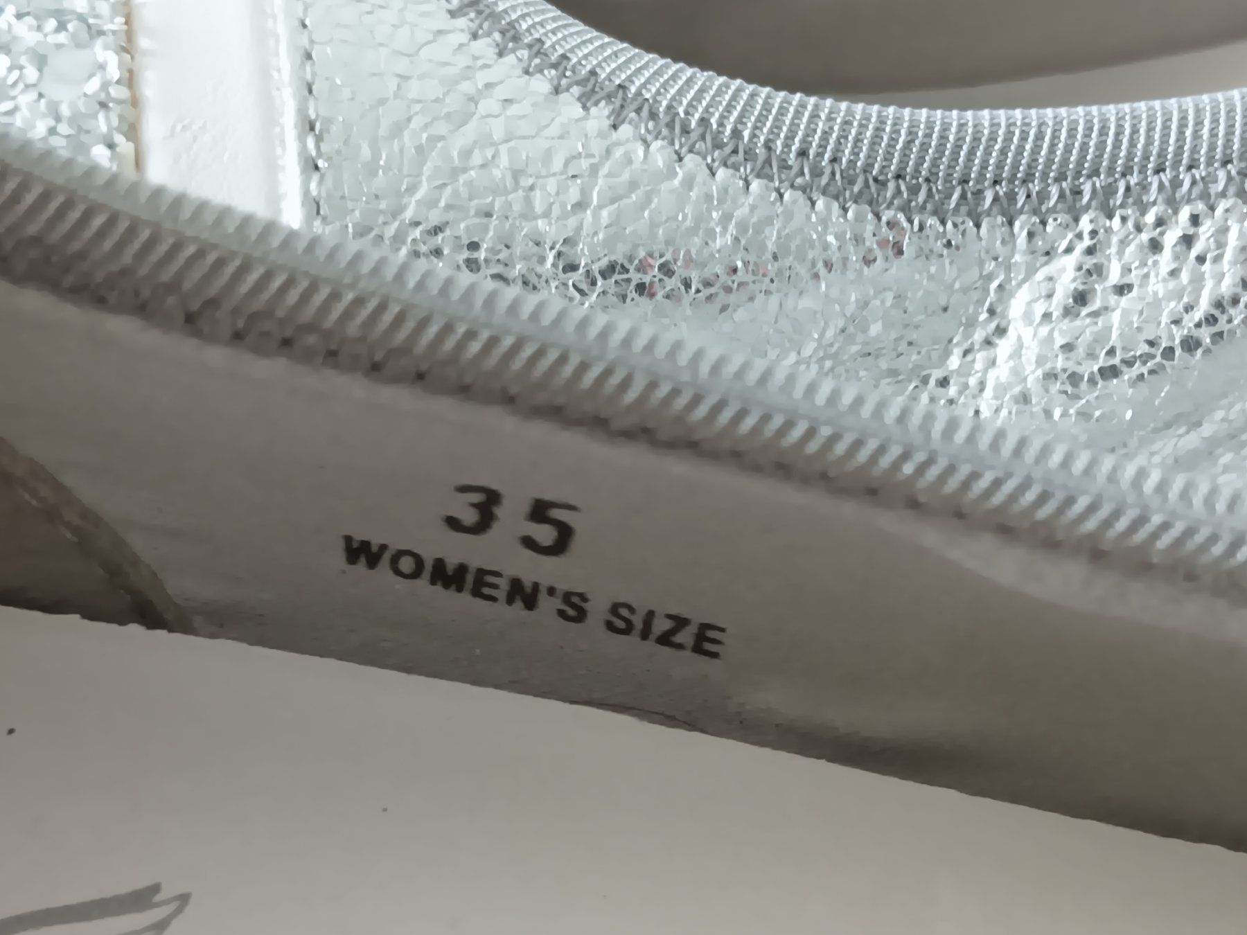 Hogan Damenschuhe: HOGAN chaussures / lederschuhe pointure / Nummer 35 – Gebraucht aus Cossonay-ville von Super-Price-Quality 9