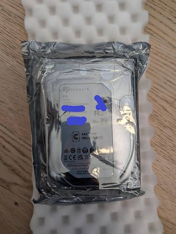 Seagate Dischi rigidi: Seagate IronWolf 8 TB – Nuovo (secondo la descrizione) da Lausanne venduto da rocinante