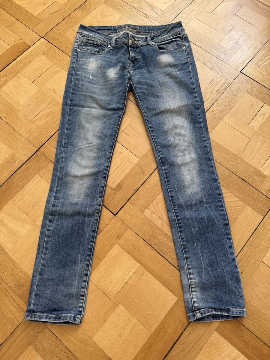Jeans: Y2k low rise jeans – Usato da Zürich venduto da pet_8jkt