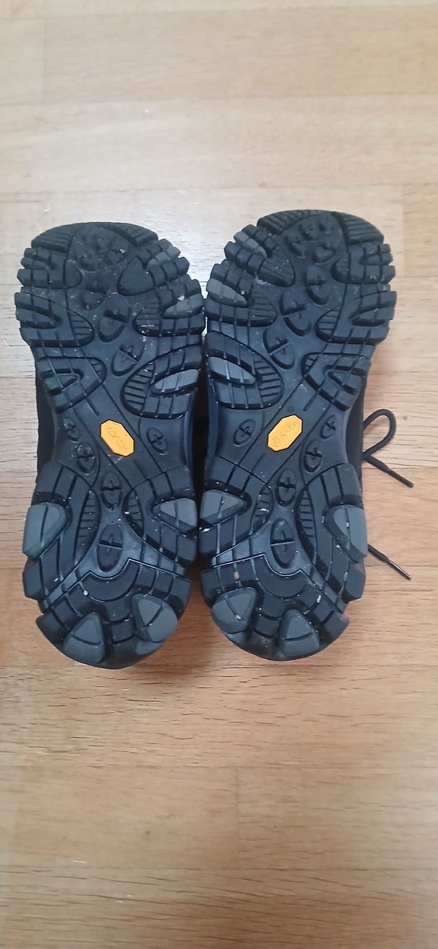 Chaussures hommes: Merrel Schuh schwarz – D'occasion à Niederwangen BE par Kimotsao 3
