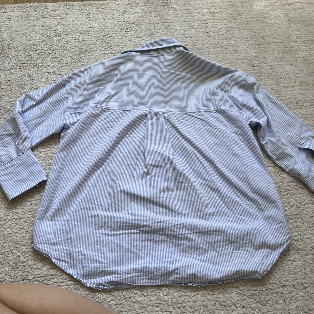 Zara Blusen: Zara Bluse gestreift hellblau Gr. S – Gebraucht aus Luzern von art_w65h 2