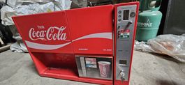 Coca Cola Getränkeautomat