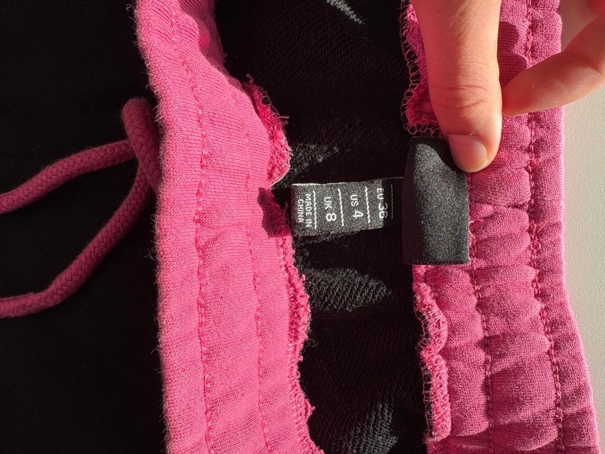 Ellesse Hosen: Ellesse Shorts Pink – Gebraucht aus Hünibach von marini21 2