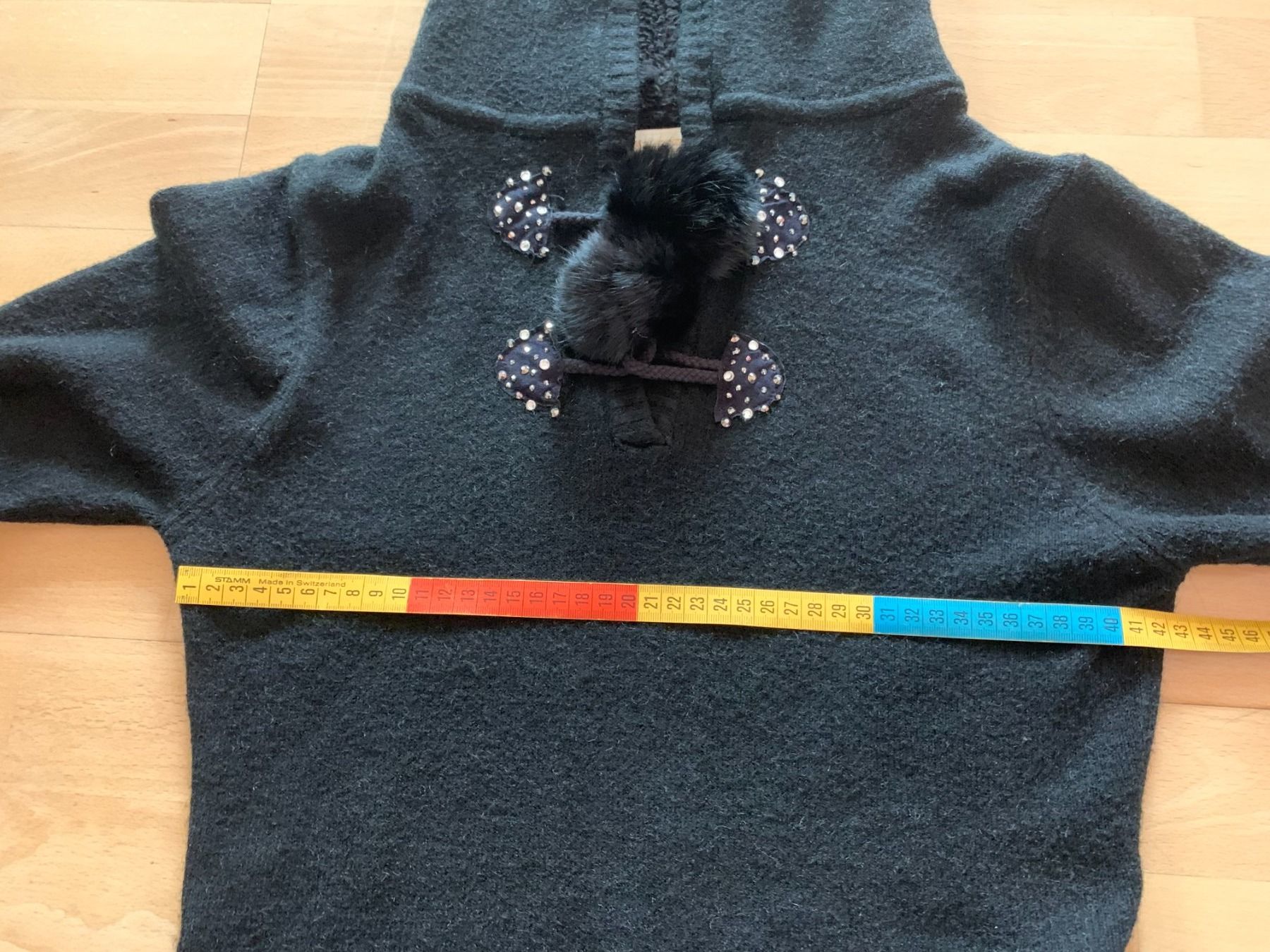 Vestiti: Maison Chic Damen Strick Kleid, ca. Gr. 38 / 40, Schwarz – Usato da Worb venduto da farben20zauber 3