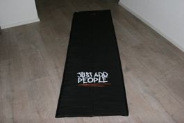 2 Stk. Isomatten 180 x 54 cm, schwarz, wie neu von easy camp