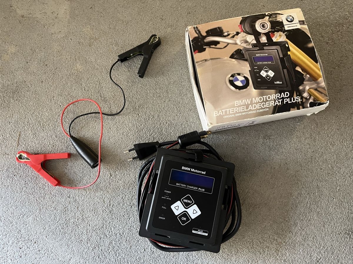 Caricabatterie: BMW motorrad batterieladergerät plus – Nuovo (secondo la descrizione) da Beringen venduto da bix_2ssz