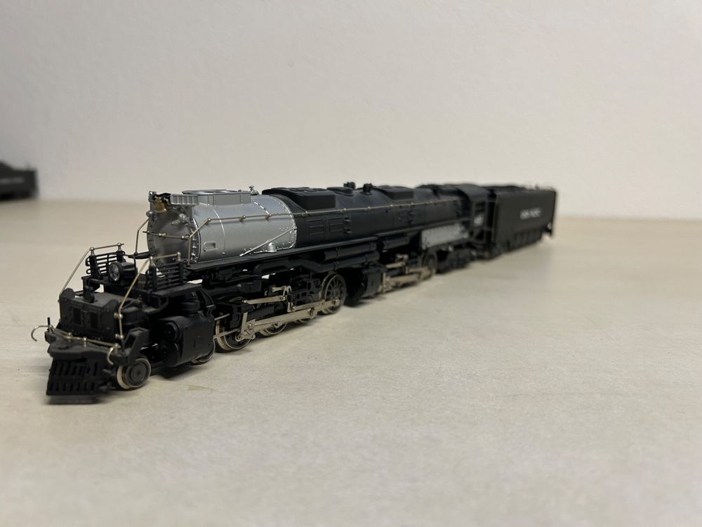 RIVAROSSI HO LOCOMOTIVE BIG BOY 4 8 8 4 "4005" (ref 1254) + BOITE