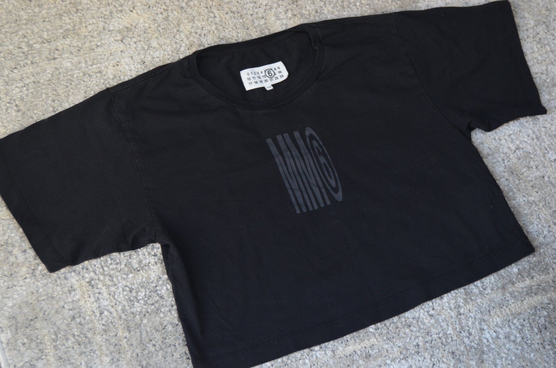 Maison Margiela T-shirt: MM6 MAISON MARGIELA T-Shirt – Usato da Collonges venduto da arashee 2