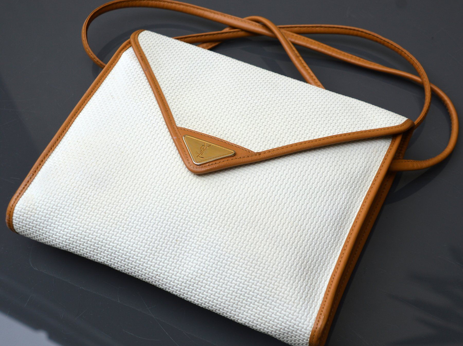 Saint Laurent Taschen für Damen: Yves Saint Laurent Tasche / sac – Gebraucht aus Collonges von Auganien 1