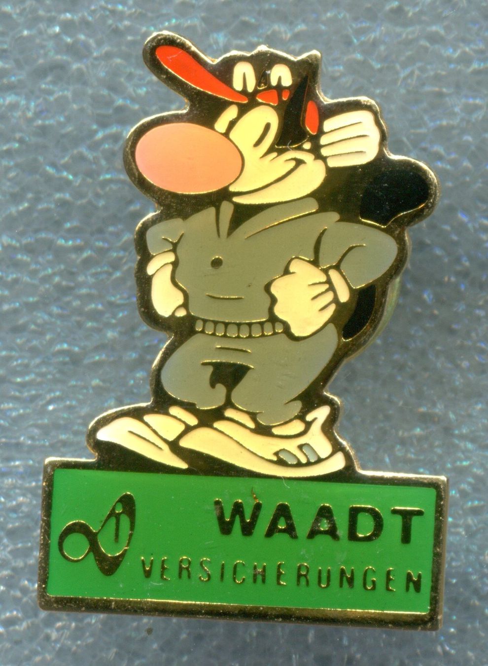 Placchette & Badge: WAADT  Versicherung – Usato da Winterthur venduto da Sammleroase