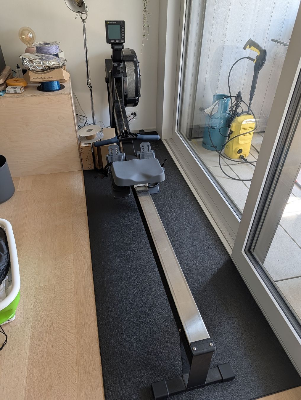 Concept 2 Vélos d'appartement: Concept2 RowErg with PM5 with standard legs rowing machine – Neuf (Voir description) à Zürich par Hummerbeats 1