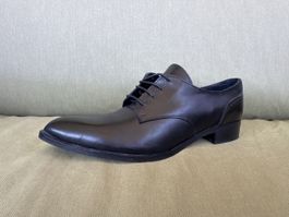 Elegant Italian Leather Dress Shoes, Black, Size 39