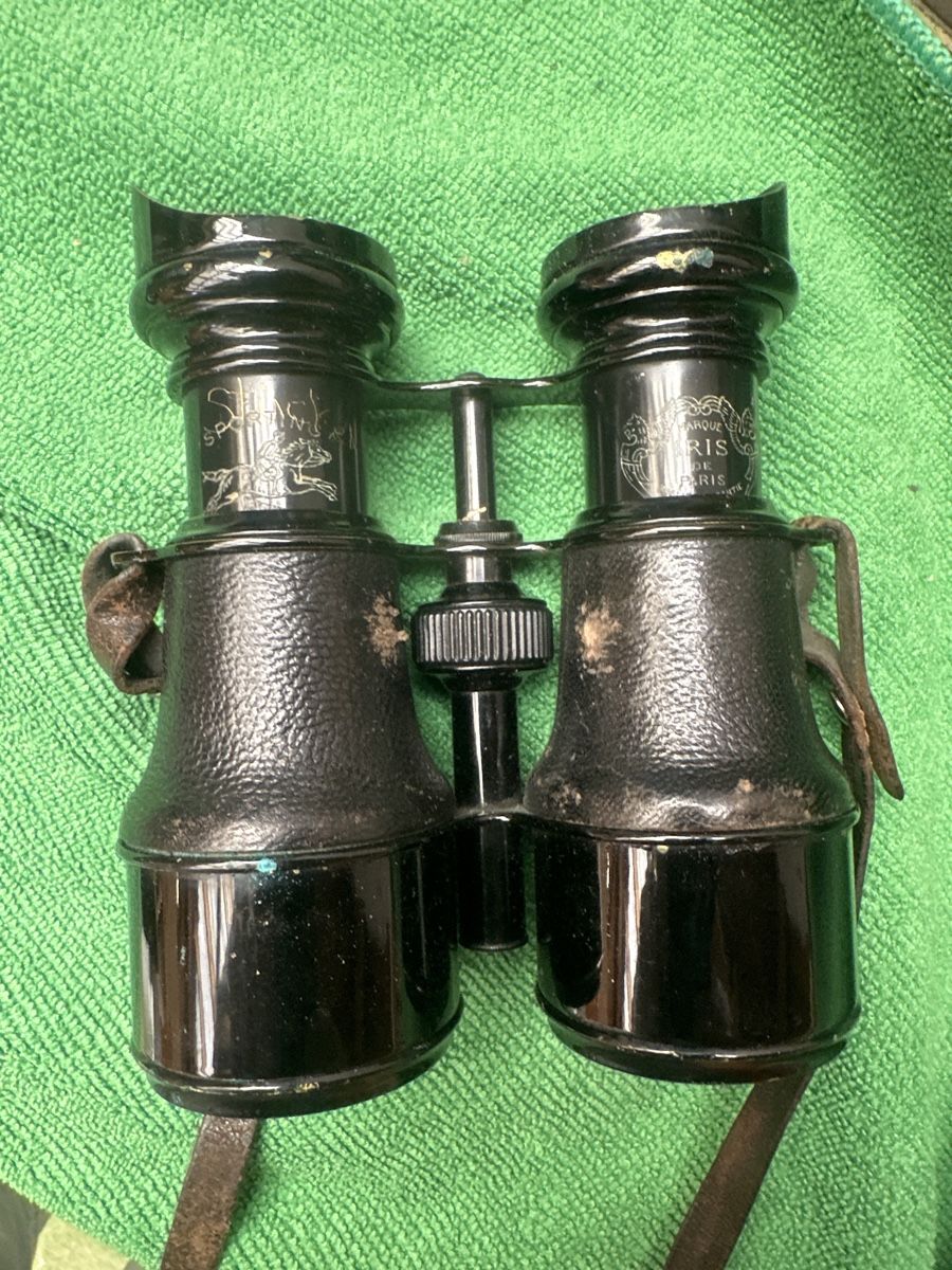 Binocoli: Antiker Feldstecher mit Etui von Iris de Paris – Usato da Frauenfeld venduto da aluma14