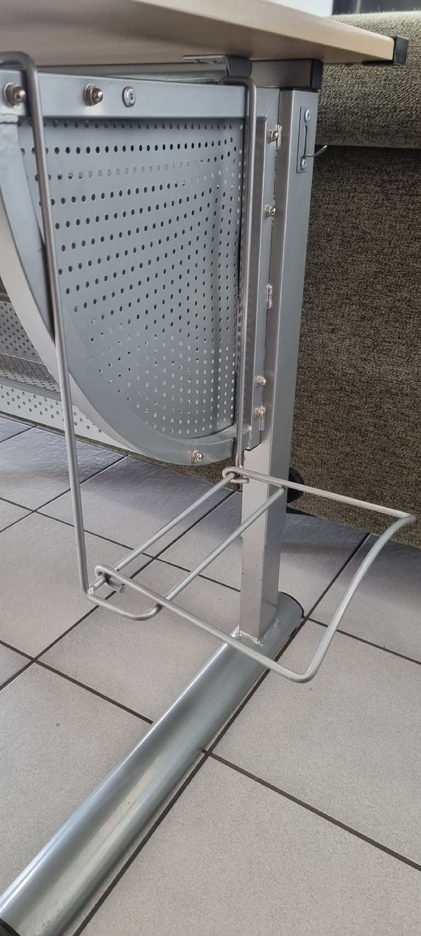 Scrivanie: Bureau inclinable – Usato da Biel/Bienne venduto da zombie78 3