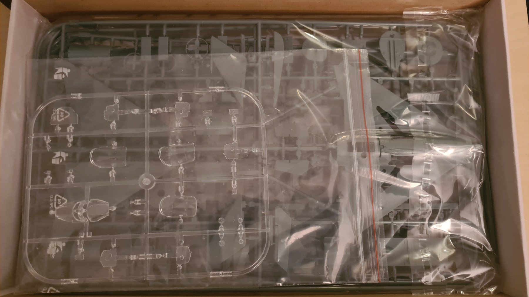 Kit di modellismo & Modellini statici: 1:48 MiG-21 bis ProfiPack - Eduard 8232 – Nuovo (secondo la descrizione) da Bassersdorf venduto da jackbmw 2